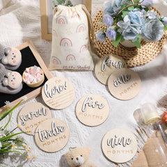Burbell Hello World double-sided milestone disc ideal for newborn announcements.