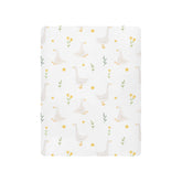 Burbuja Goose Bird Twig crib sheet shows soft texture for baby comfort