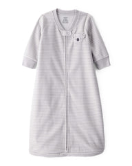 Carter's sleep bag tagless design keeps baby comfortable during night-time routine.