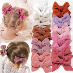 CÉLLOT pink linen bows packaging ideal for everyday outfits.