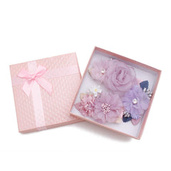 Cherrboll lavender-daisy clip close-up showing secure non-slip grip for toddlers.