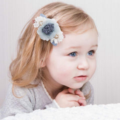 Cherrboll gift-box flower clip: ready-made trio perfect for gifting and styling.