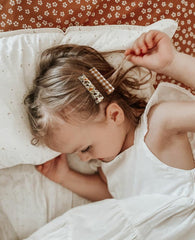 Cherssy hair clip 1.8 inches ideal for infants and toddlers.