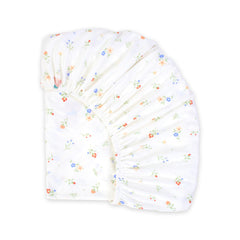 Cloele standard crib sheet fits 52x28x5 inch cribs securely.