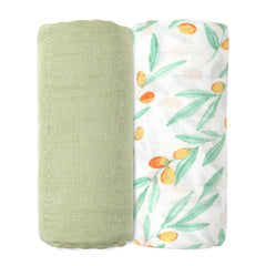 CoolaPeach muslin swaddle soft-weave demonstrates breathable, skin-friendly wrap for newborns