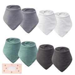COOROBIN baby bib packaging shows gift-ready presentation for new parents.