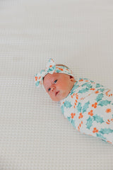 Copper Pearl Holly nursing cover option, discreet and breathable for feeds.