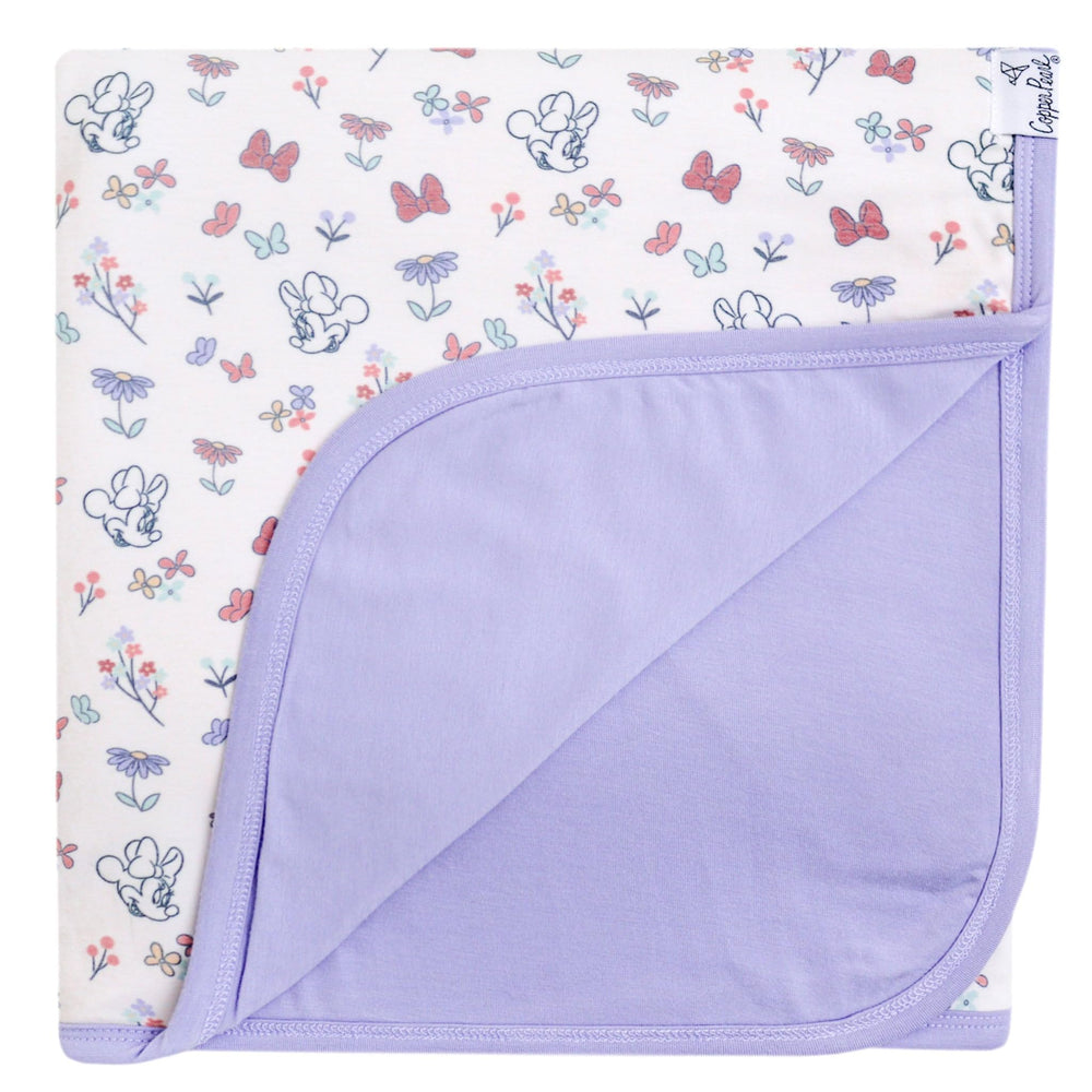 Copper Pearl Minnie Mouse Bowquet close-up shows ultra-soft knit fabric for cozy snuggles.