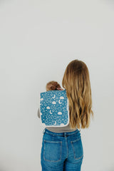 Copper Pearl Rufus 21x10 inch size ensures broad shoulder coverage and fewer outfit changes.