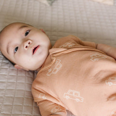 Copper Pearl 1.70 TOG sleep bag demonstrates warmth for 65–75°F rooms.