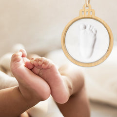 Creawoo non-toxic air-dry clay ready for handprint