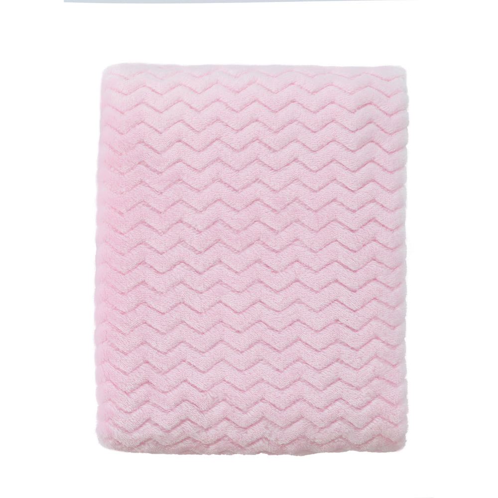 CREVENT Wave Pink soft cozy baby blanket for gentle warmth and comfort.