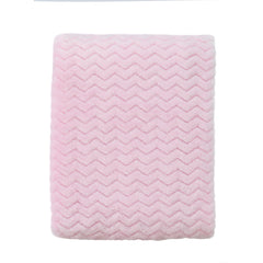 CREVENT Wave Pink soft cozy baby blanket for gentle warmth and comfort.