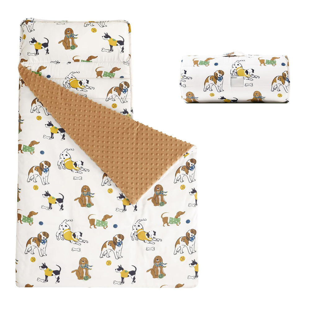 David's Kids nap mat rollup design enables easy transport and compact storage.