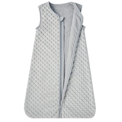DaysU micro fleece lining offers gentle touch on baby’s skin.