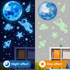 DESERT CAMEL flying saucer wall sticker glows, adding playful sci-fi decor to bedrooms