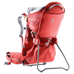 Deuter Kid Comfort Active SL on a parent for easy, comfortable hiking.