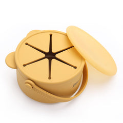 Dilovely snack cups mustard with lid on, tidy on-the-go snacking.