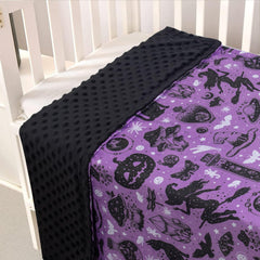 Donsonny 30x40 inch blanket sized for baby beds or stroller use.