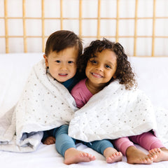 Dreamland Baby dual fabrics closeup with minky side for cooling comfort