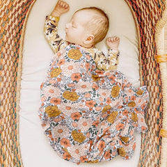 BQUBO birth announcement card included for keepsakes.