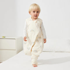Duomiaomiao sleep sack crotch snaps enable quick diaper access during night changes.