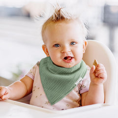 egmao baby muslin bibs back layer—polyester backing boosts absorbency.