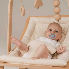 Emulait baby pacifier ventilation-holes closeup promotes gentle airflow and skin comfort.
