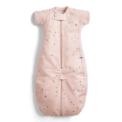 ergoPouch Sleep Suit Bag daisies front view offers breathable, cozy sleep for baby