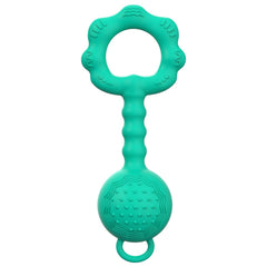 ETETOO baby rattle uses bright colors to capture curiosity and aid grip.