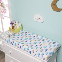 EVERYDAY KIDS two-pack changing pad cover emphasizes secure elastic edges for a snug fit.
