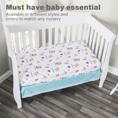 Everyday Kids Mermaid Aqua fitted sheet elastic edge demonstrates secure fit detail.