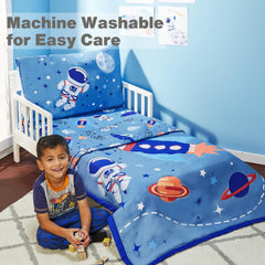 EVERYDAY KIDS outer-space adventures flat-sheet layout highlights bold colors that spark imagination.