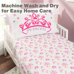 EVERYDAY KIDS pillowcase Princess Storyland detail highlights bold colors and easy-care practicality.