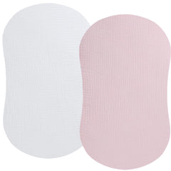 Fadacudan muslin bassinet sheet white-pink fits snugly and feels incredibly soft.