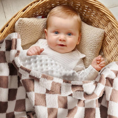 FIGEPO double-layer blanket with corduroy front and micro fleece back for plush comfort.