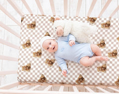FIGEPO fitted crib sheet elastic edges ensuring a snug fit on most mattresses.