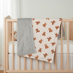 FIGEPO soft-breathable-fabric-baby-blanket demonstrates light warmth for crib or stroller
