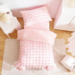 Flysheep pink fitted sheet ensuring a secure fit on a toddler bed