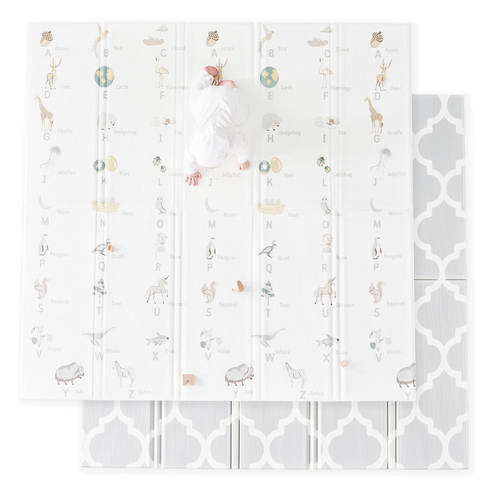 Fortella Cuddle & Learn Playmat alphabet side with 26 objects supports interactive language play.