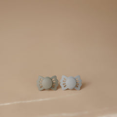 FRIGG Lucky shield with air holes supports breathability and safety.