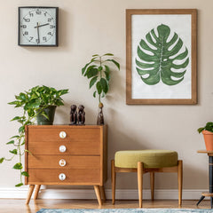 Fumete giraffe knob for drawers adds cheerful height to rooms.