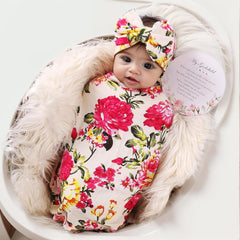 Galabloomer headband with flower print for cute photo-ready styling.