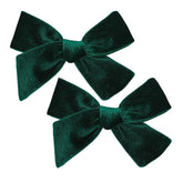 Gebelle Vintage Velvet Bow Green front view for elegant everyday wear.