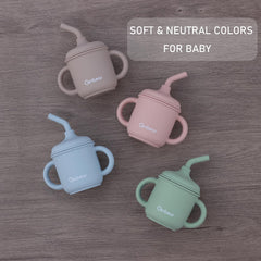 Ginbear spill-proof lid viewed from top reduces spills during meals