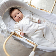 Gllquen Baby bassinet sheets with elastic band ensure snug fit and stable sleep.