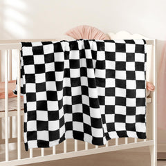 GreatBba plush fleece blanket highlighting machine-washable convenience.