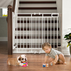 GROWNSY baby gate with no bottom bar design enables a safer threshold-free entry.