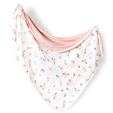GRSSDER jersey-knit baby blanket pink-rose provides a gentle touch for newborn skin.