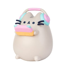 Grupo Erik Pusheen Gamer Lamp front view glowing softly for kids' room ambiance